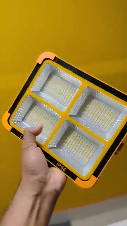 GearUP SFL-100 Solar LED Flood Light